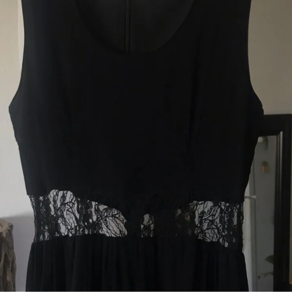 TopShop Black High-Low Lace Dress - Picture 6 of 8